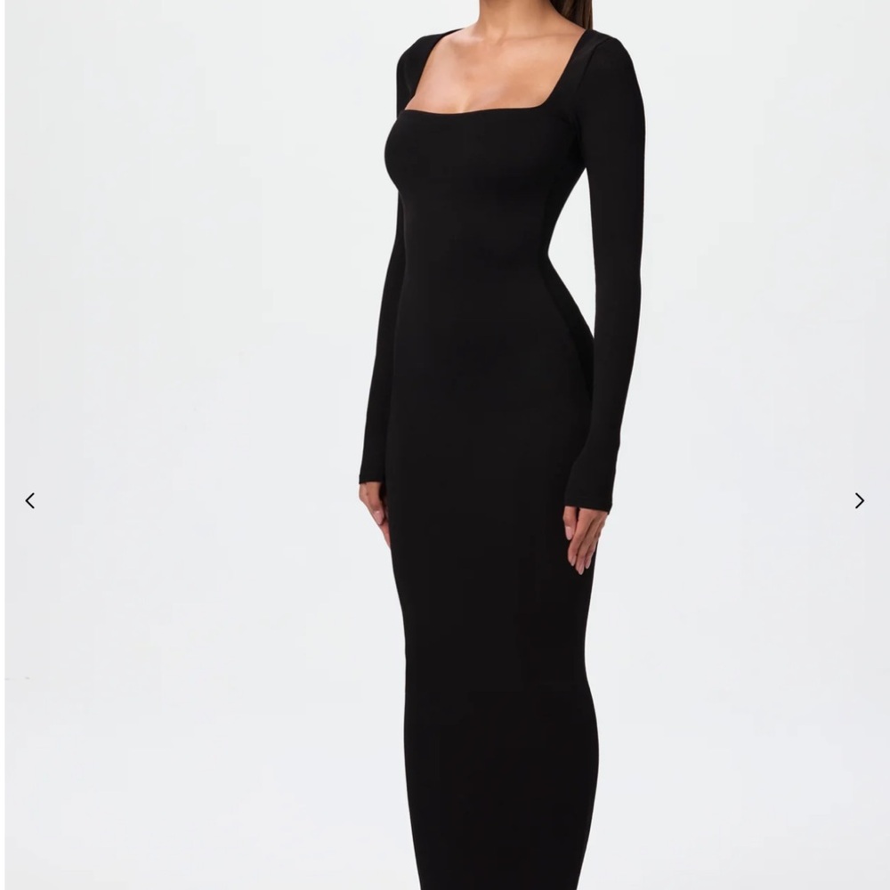Elegant Black Long Sleeve Dress